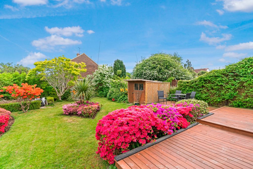 Property photo 2 of 16