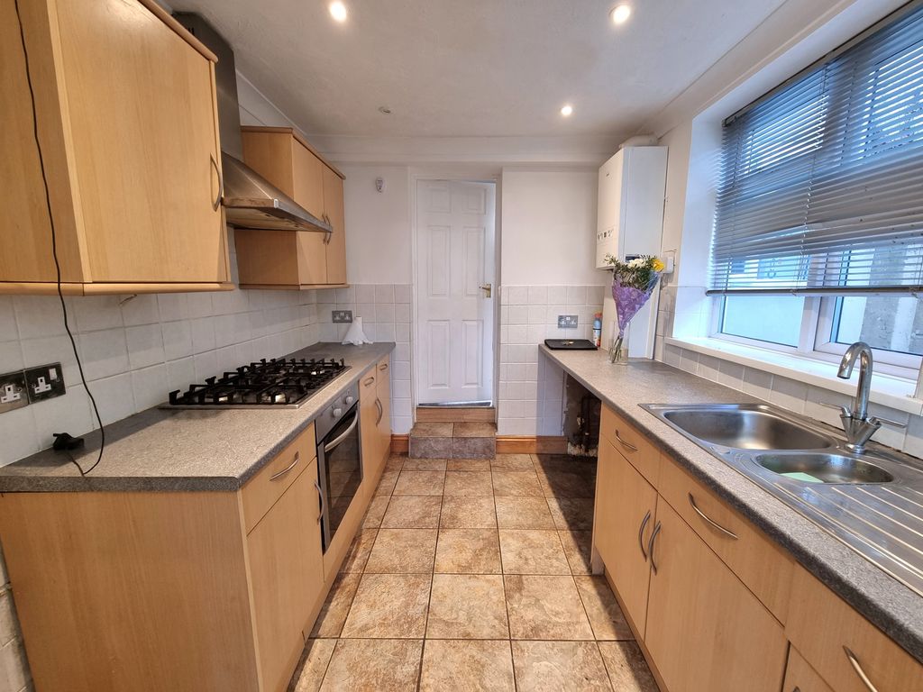 Property photo 2 of 13 Image
