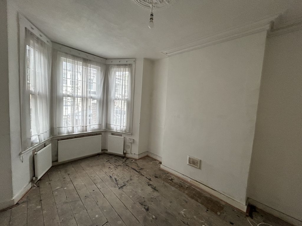 Property photo 3 of 12 Img_1479[1].Jpg