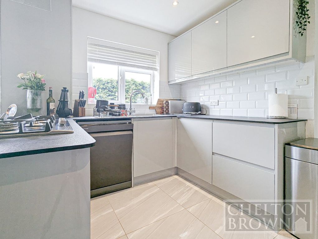 Property photo 3 of 43 Kitchen