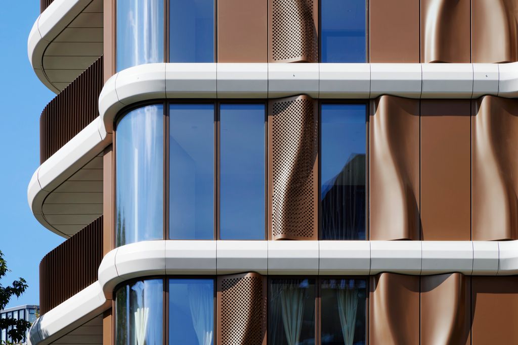 Property photo 2 of 40