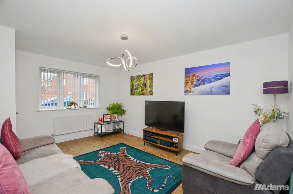 Property photo 3 of 25