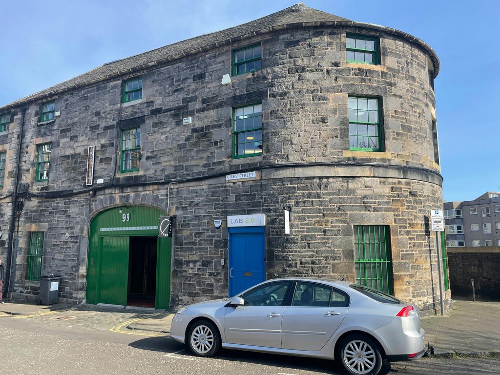 Property photo 1 of 6 Main Photo