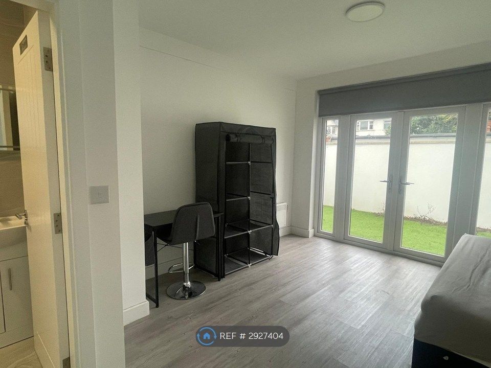 Property photo 3 of 7