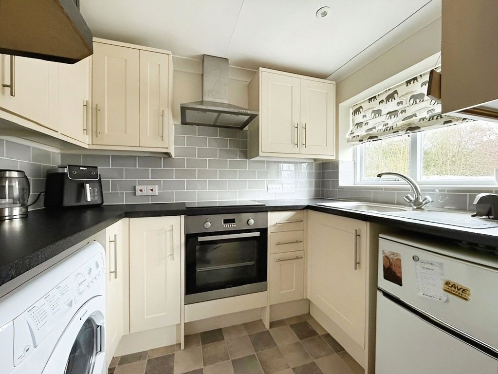 Property photo 3 of 10 Picture No. 10