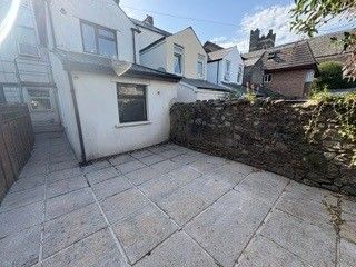 Property photo 3 of 8 Balcony