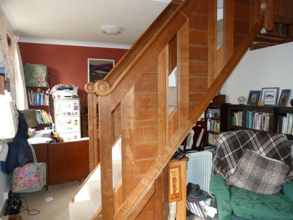 Property photo 2 of 9 Photograph 2