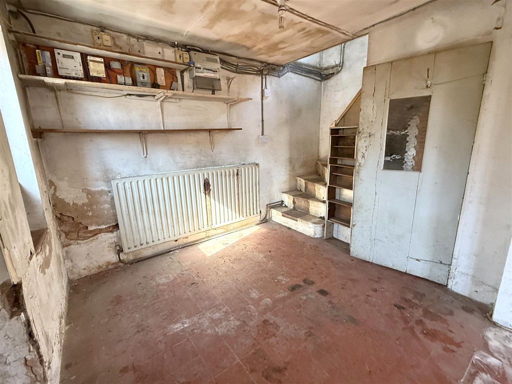 Property photo 2 of 30 Initial Reception Area