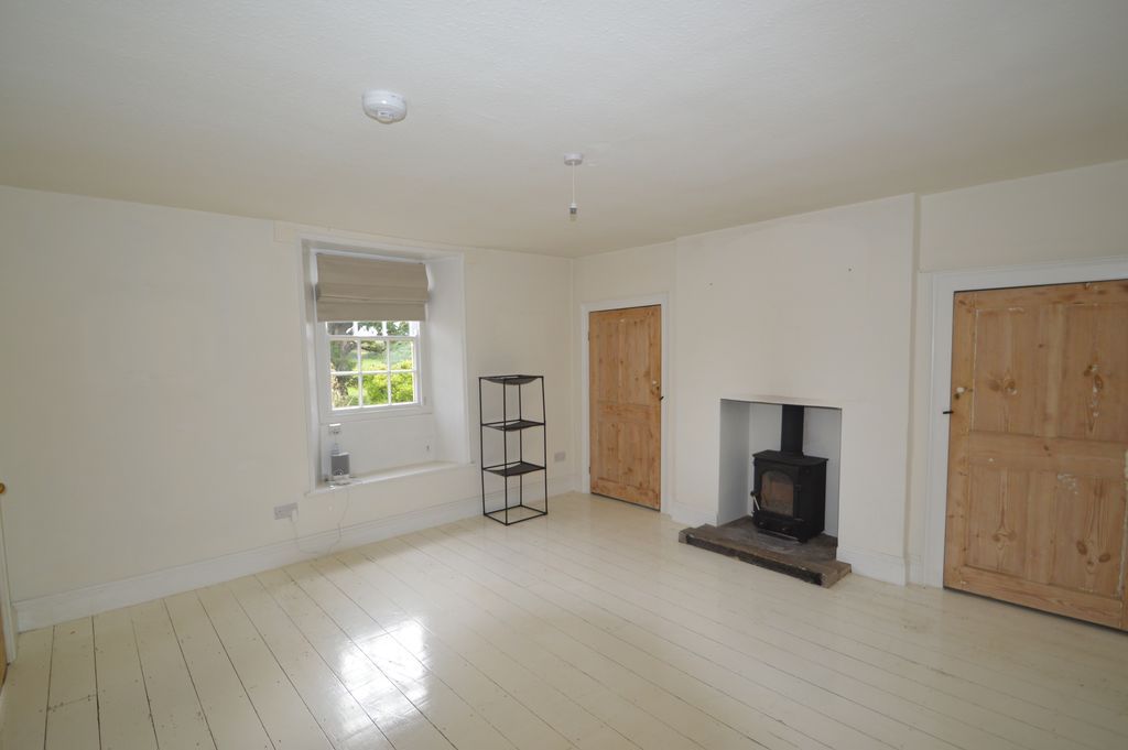 Property photo 2 of 16 Photo 13