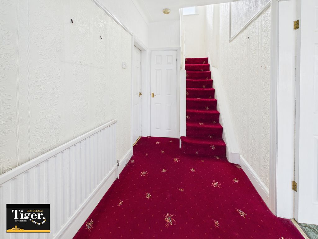 Property photo 2 of 15 Cam01931G0-Pr0348-Still002