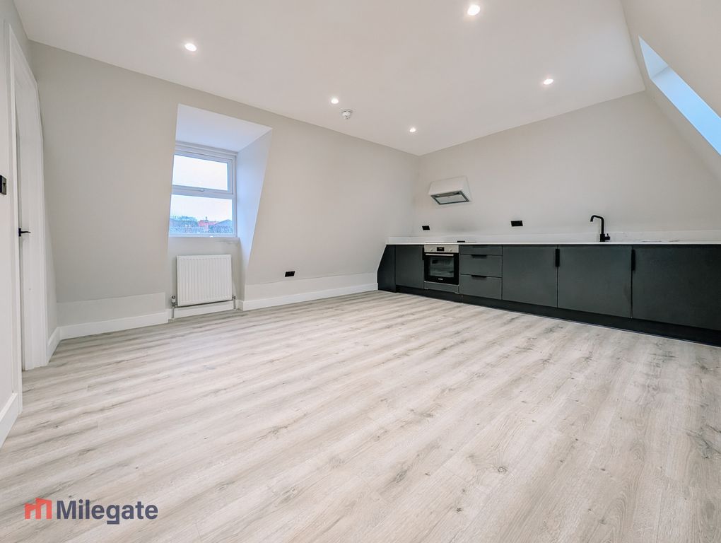 Property photo 1 of 10 Photo 1