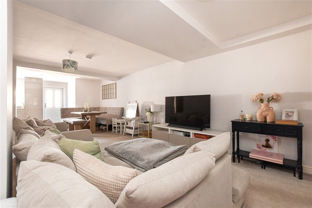 Property photo 3 of 11 Kitchen Lounge/Diner