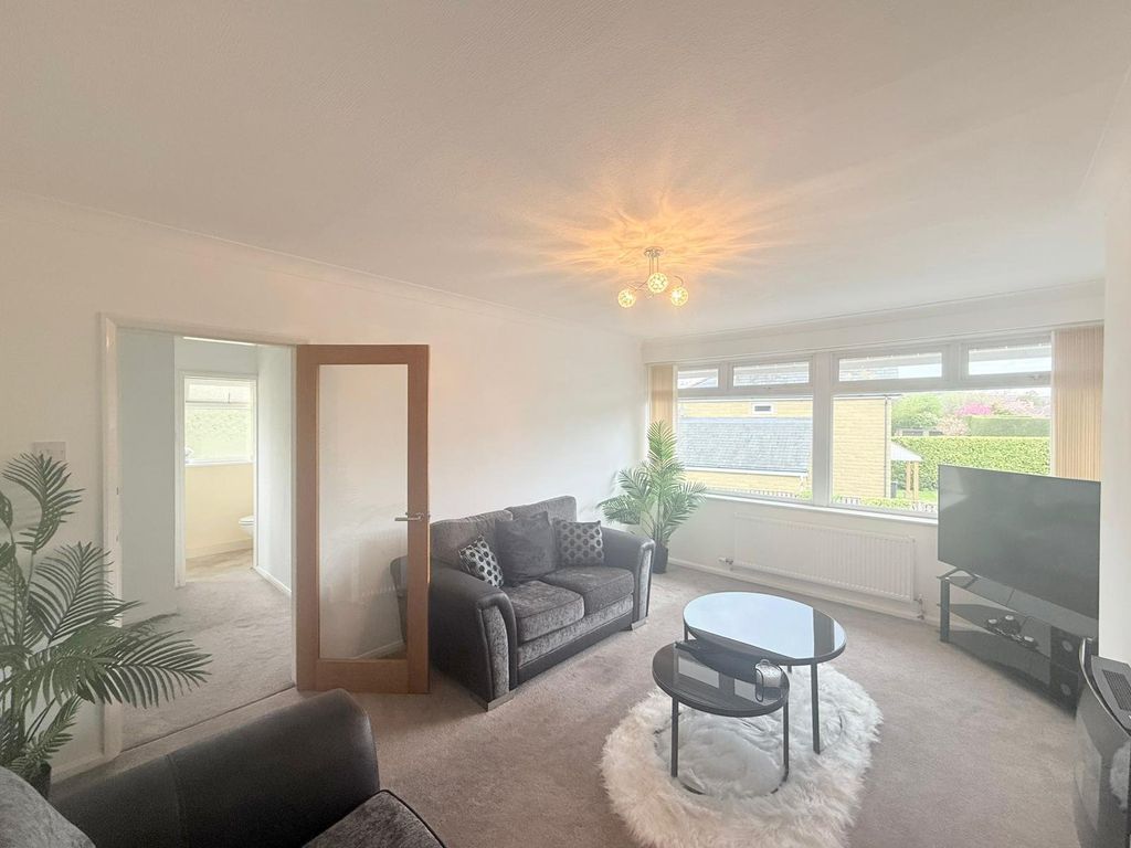 Property photo 3 of 19 Picture No. 25