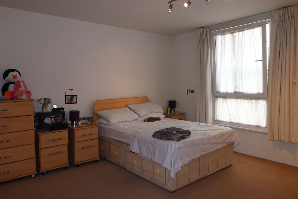 Property photo 3 of 10 Photo 03