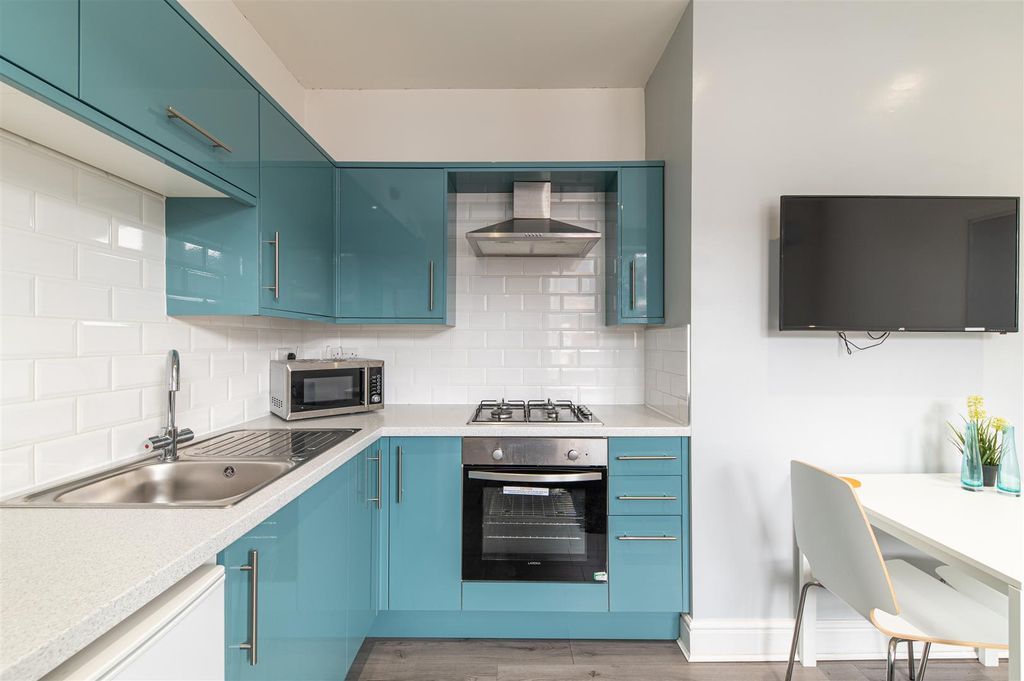 Property photo 3 of 8 Edit-5840.Jpg