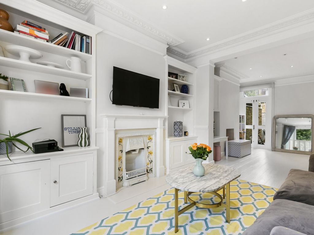 Property photo 1 of 17