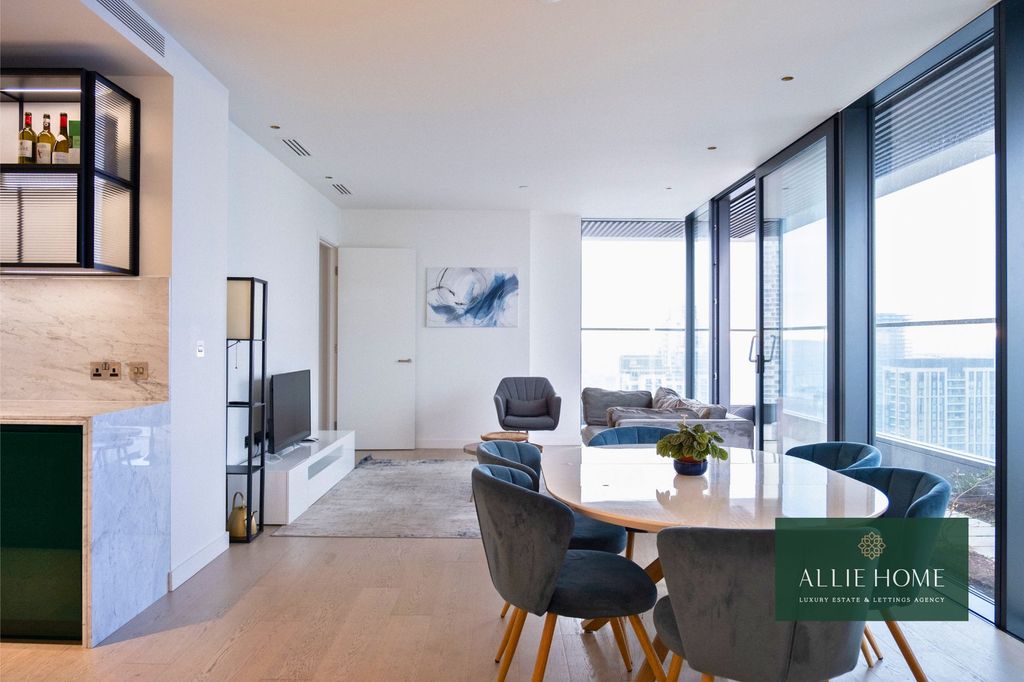 Property photo 2 of 26