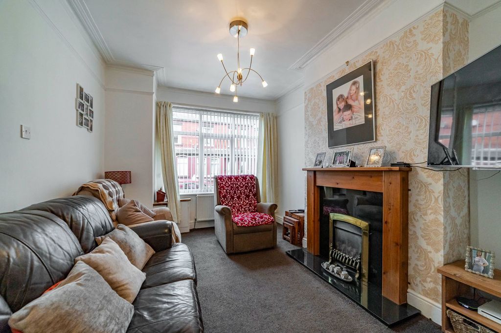 Property photo 2 of 16