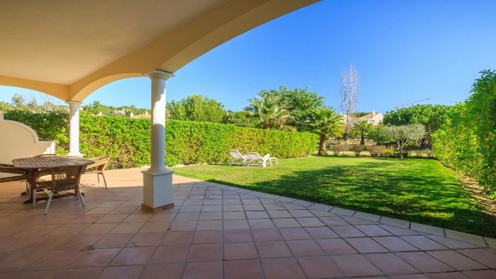 Property photo 3 of 18