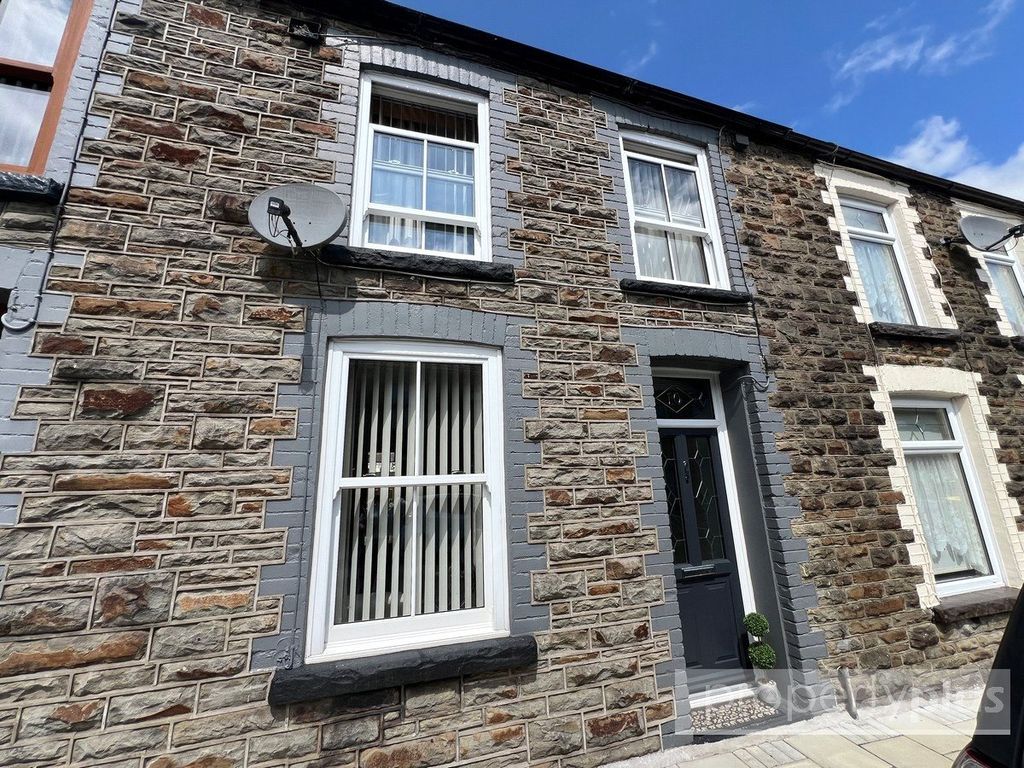 Property photo 1 of 14 Picture No. 02