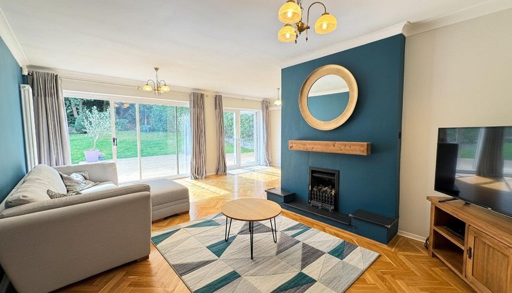 Property photo 3 of 12 Picture No. 05