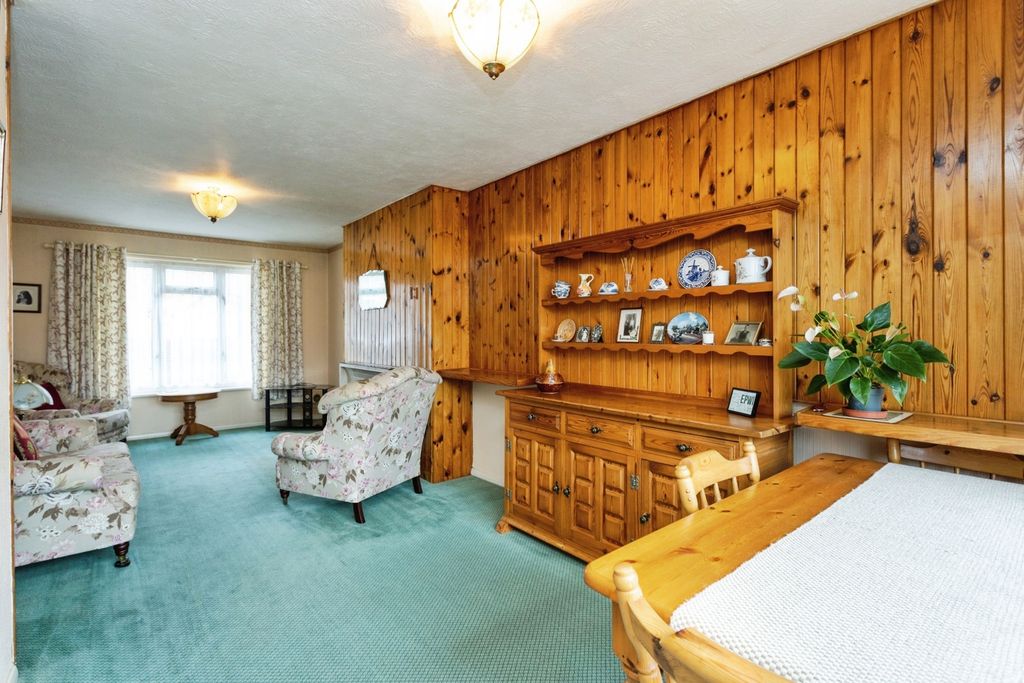 Property photo 3 of 15 Pbox-Img.Jpg