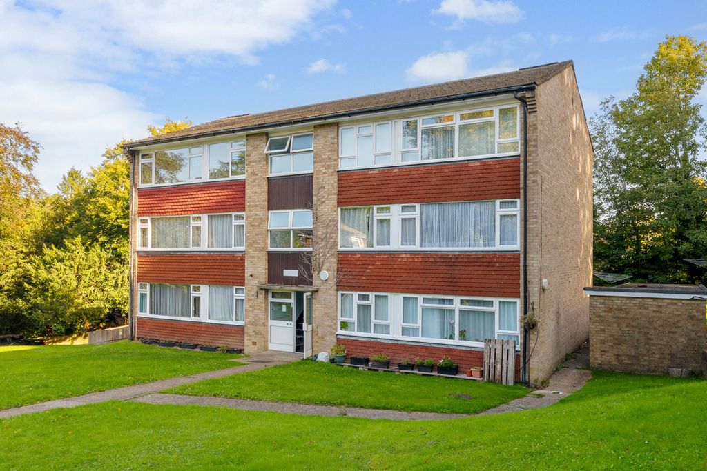 Property photo 1 of 7