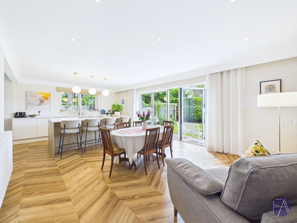 Property photo 2 of 31 5253591