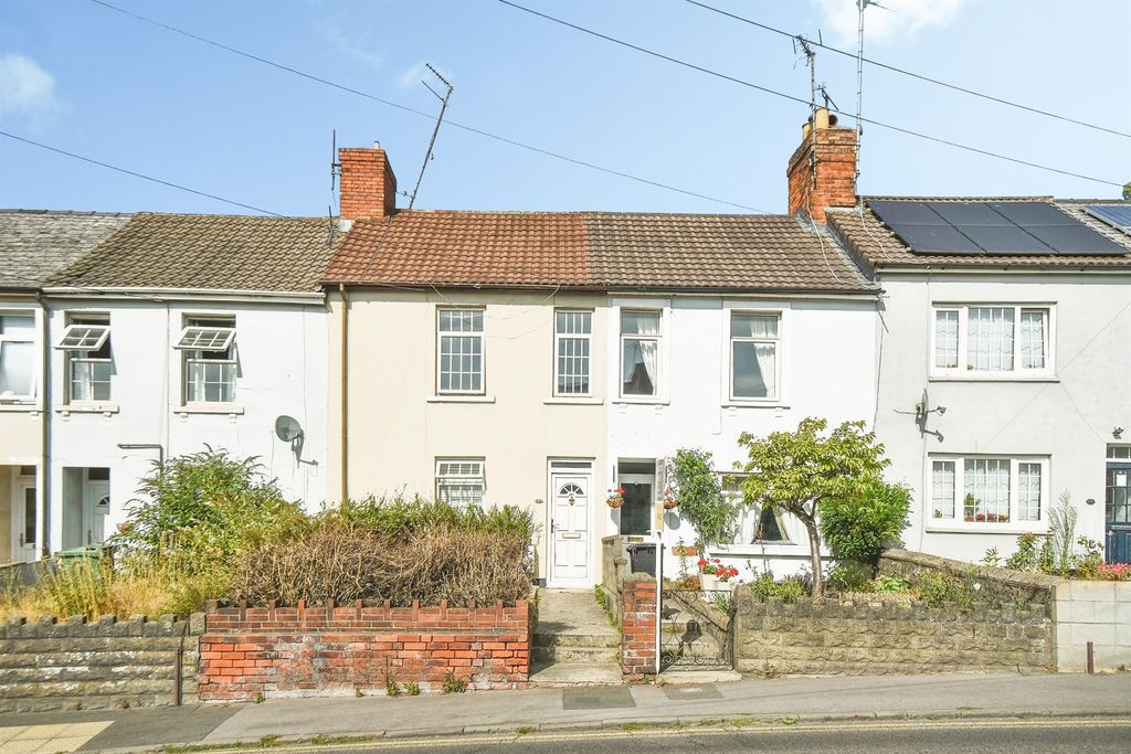 Property photo 1 of 12
