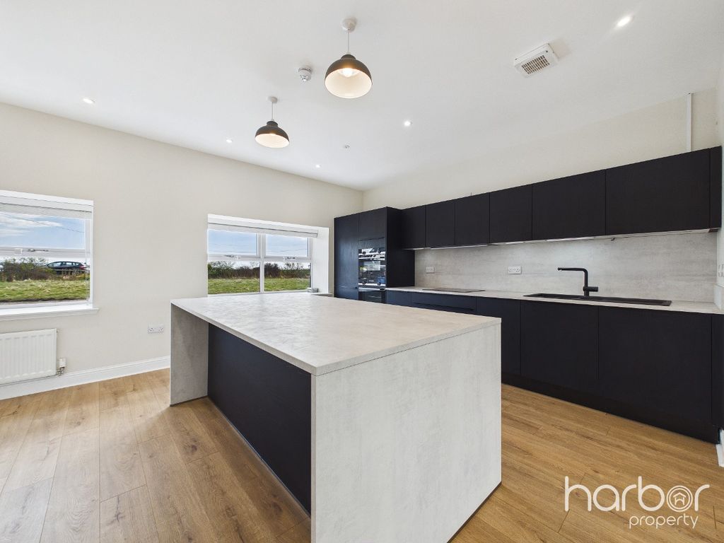 Property photo 3 of 36 5109386