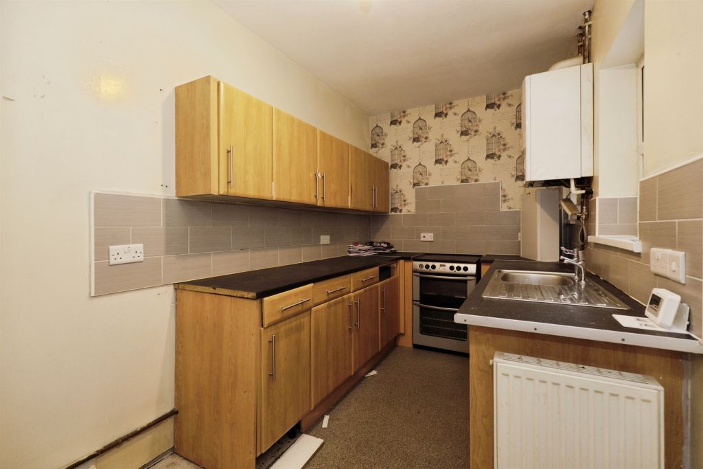 Property photo 3 of 16