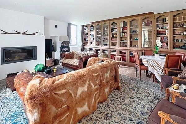 Property photo 2 of 3