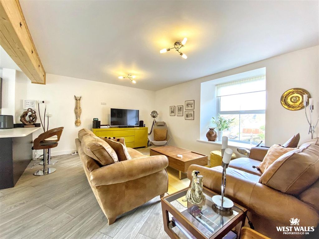 Property photo 2 of 29 Img_9480.Jpg