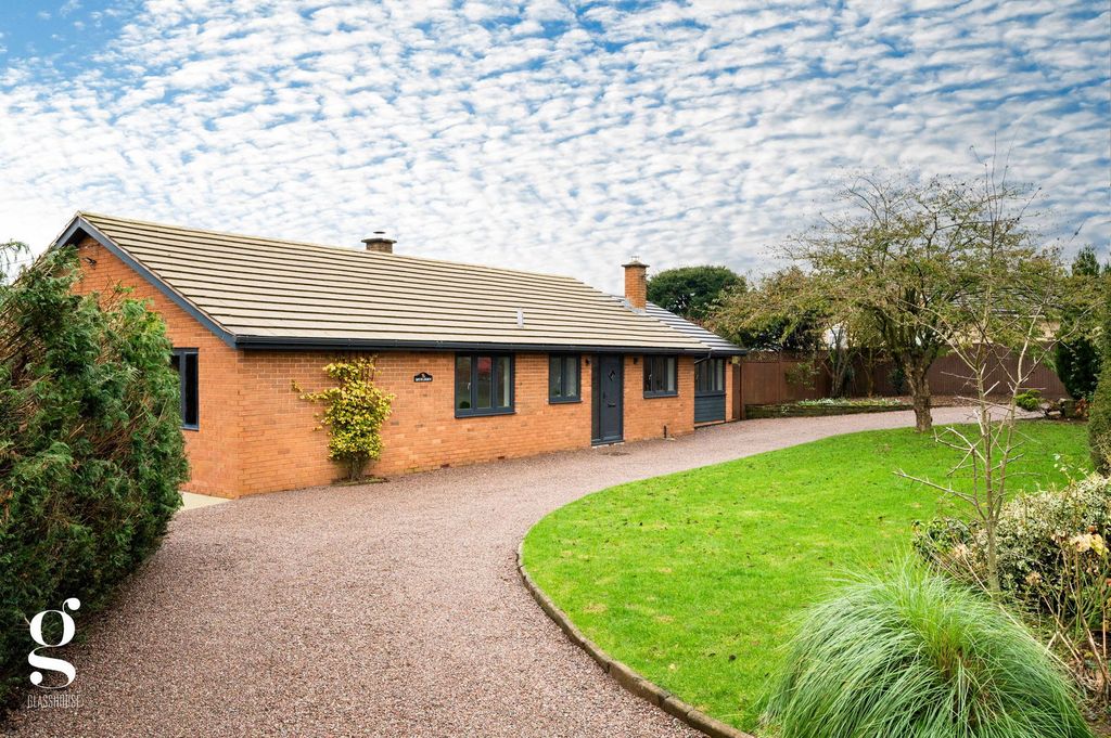 Property photo 1 of 37