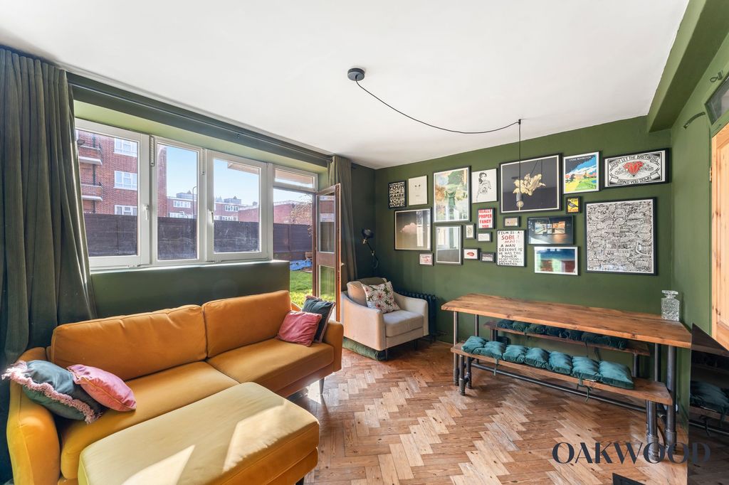 Property photo 3 of 20