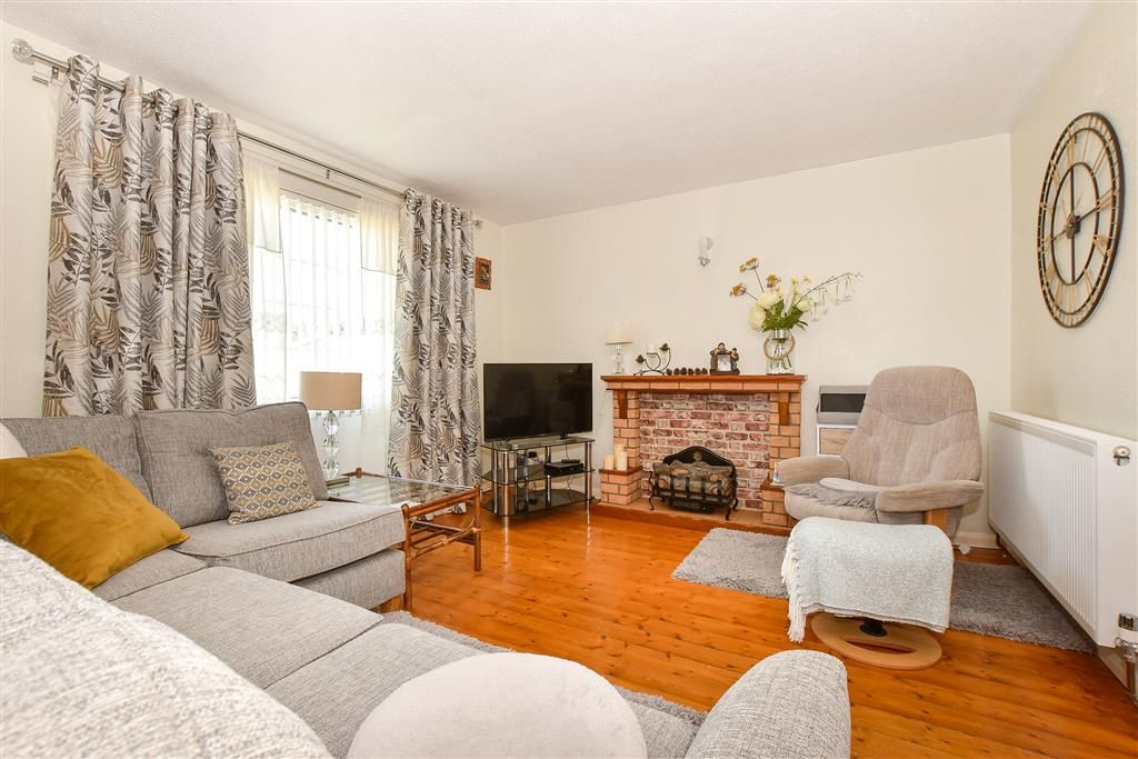 Property photo 3 of 12 Lounge/Dining Room