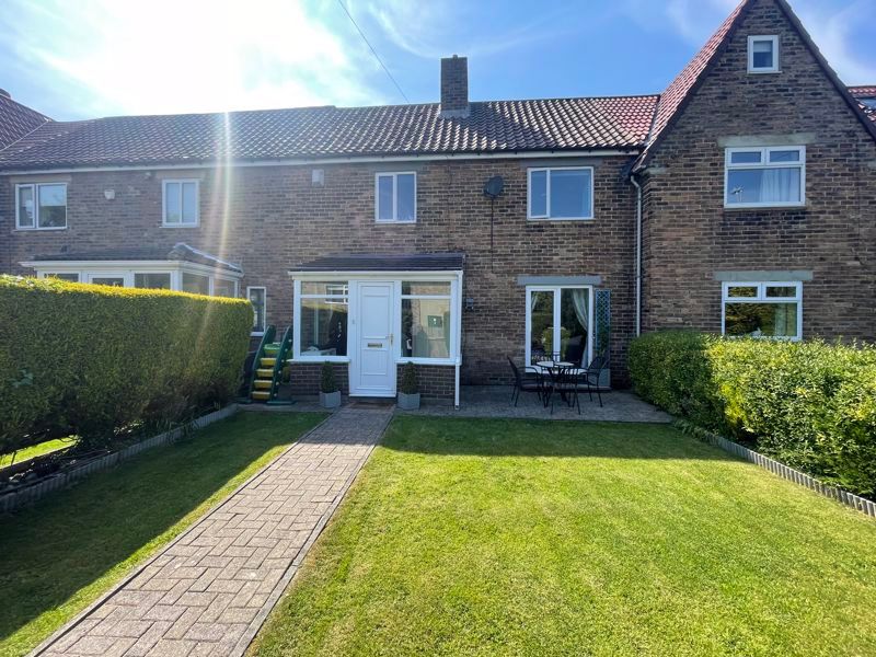 Property photo 1 of 11 Front