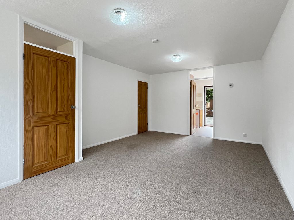 Property photo 3 of 16 7Aeb36Cfd5Ec3734Ccf4d3B0B8Ecb63B8Df2F051
