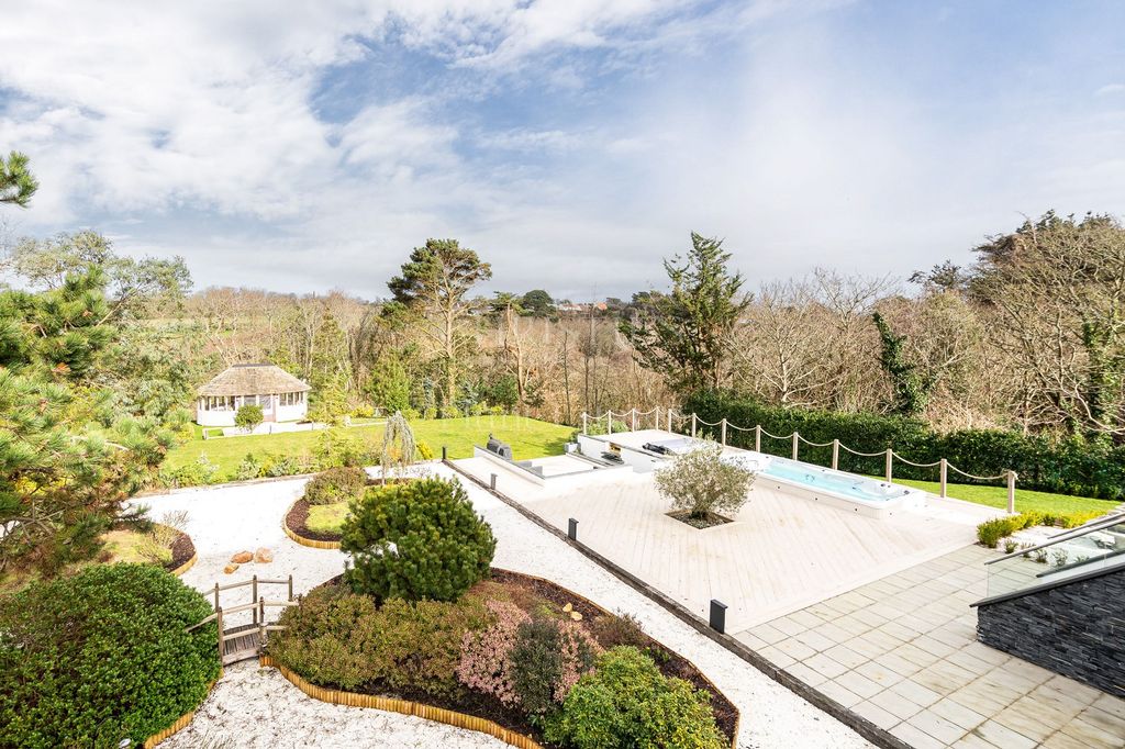 Property photo 2 of 30 Not Specified