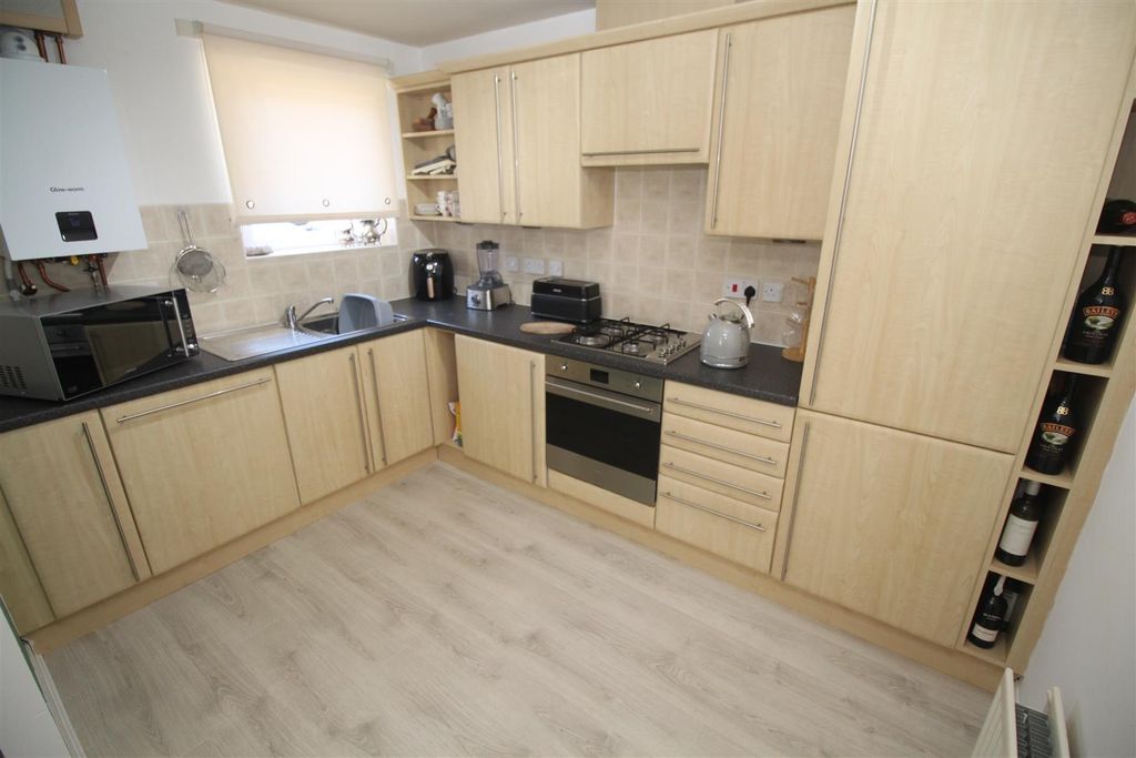 Property photo 2 of 21 Img_1418.Jpg