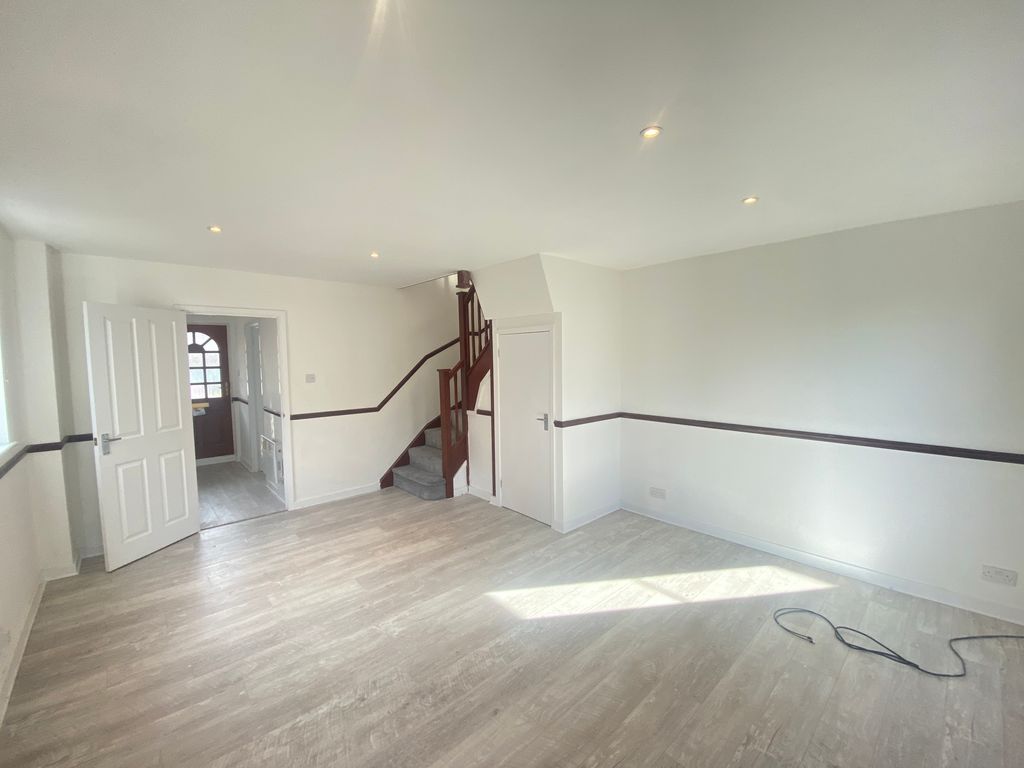 Property photo 3 of 15 Reception Room