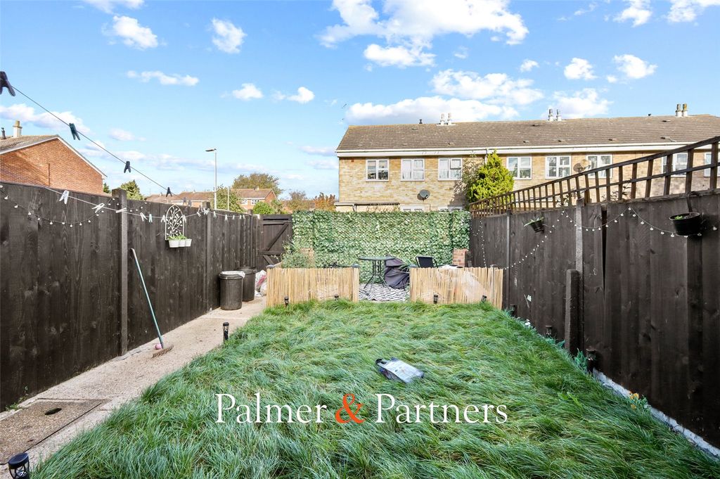 Property photo 3 of 16 Picture No. 14