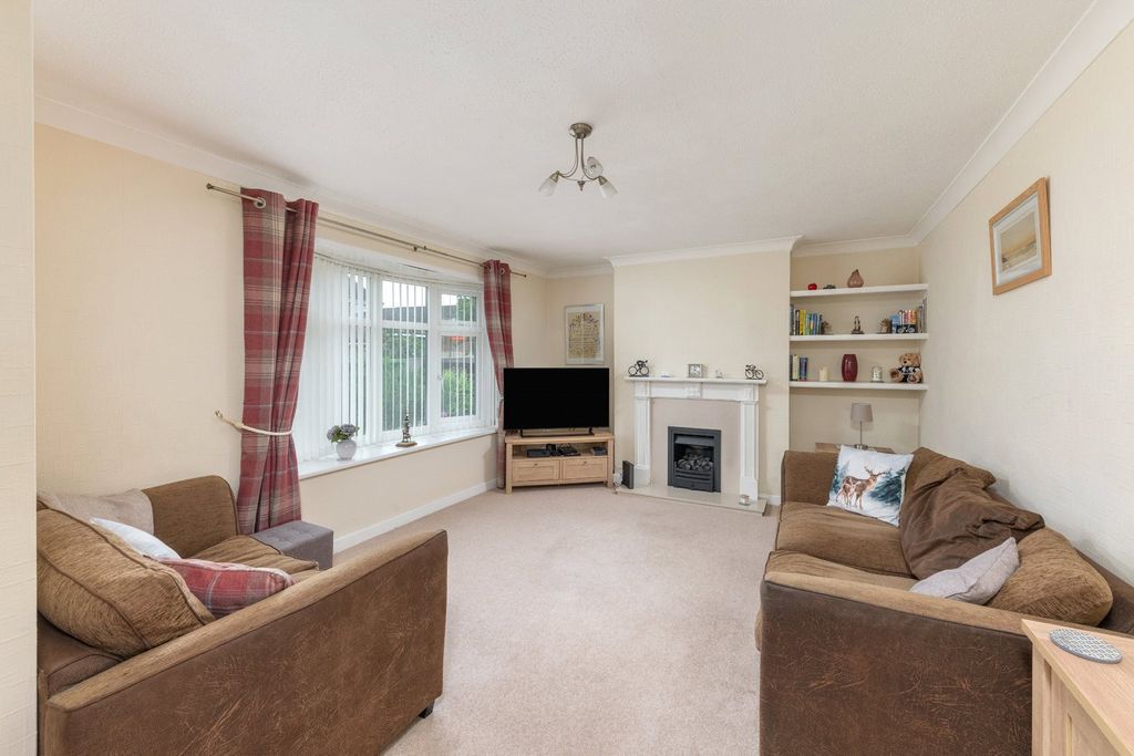 Property photo 2 of 11 Picture No. 10