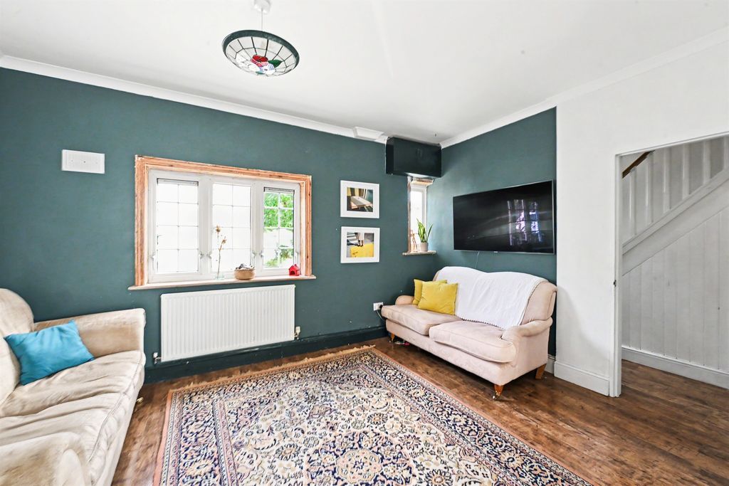 Property photo 3 of 26