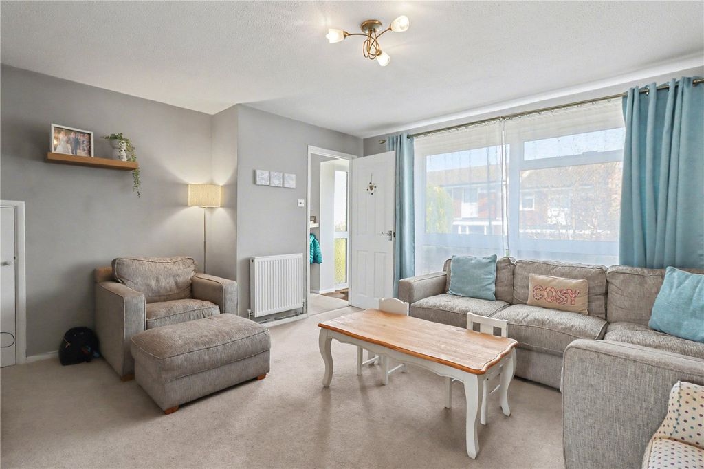 Property photo 3 of 14 Living Room