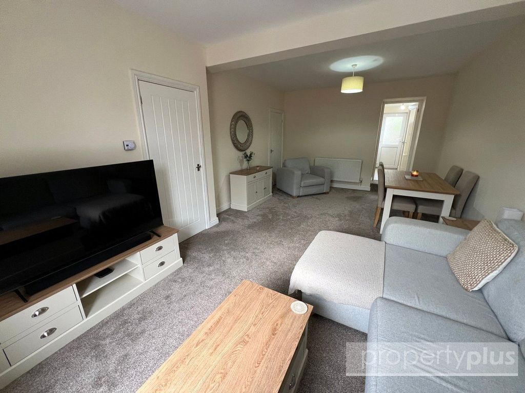 Property photo 2 of 10 Picture No. 03
