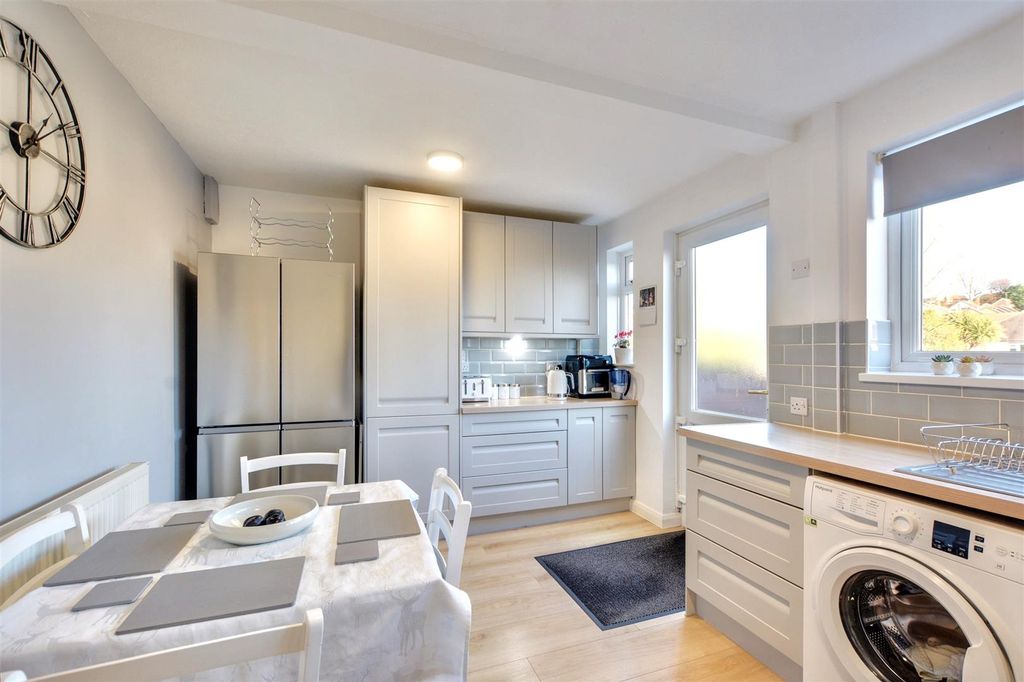 Property photo 3 of 13 Kitchen_6.Jpeg