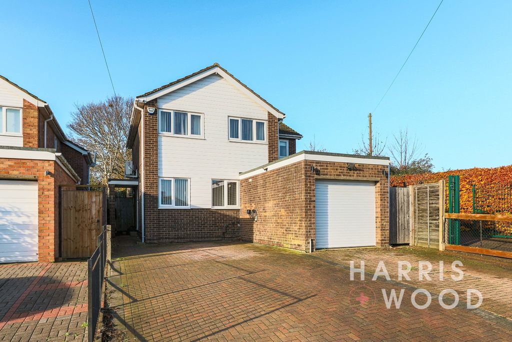 Property photo 1 of 31 4698600