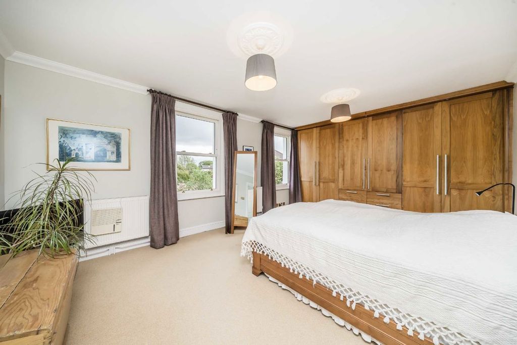 Additional image 5 of 5 bed detached house for saleSummer Gardens, East Molesey KT8