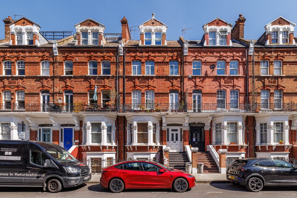 Property photo 1 of 6